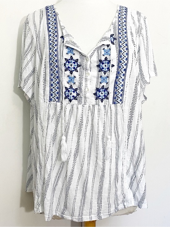 Style & Co. Tops - Style & Co Boho Embroidered Yoke White & Blue Women's Cotton Peasant Top 3X